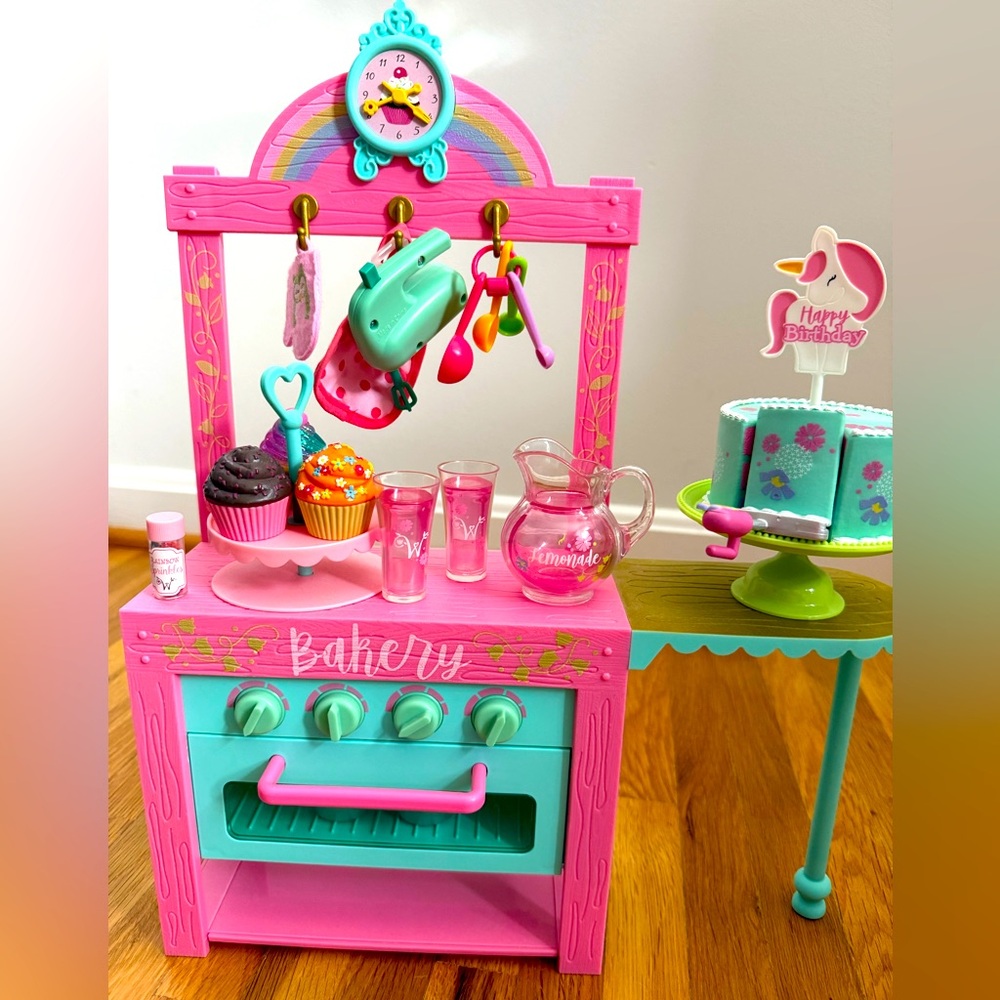 American Girl Wellie Wishers Birthday Cupcake Kitchen